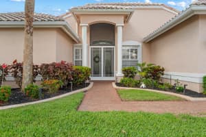 499 NW Blue Lake Drive, Port Saint Lucie, FL 34986 - MLS#R11089441