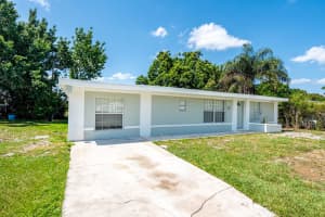618 Coconut Avenue N, Port Saint Lucie, FL 34952 Sold 06/25/25