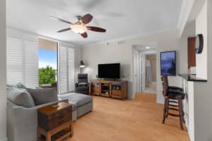 101 SE 20th Avenue 501, Deerfield Beach, FL 33441 - MLS#R11089482