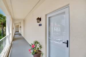 5040 Harmony Circle 205, Vero Beach