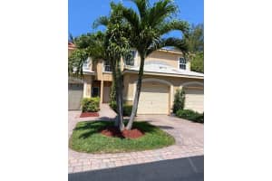 4157 Crystal Lake Drive, Deerfield Beach, FL 33064 Sold 07/31/25