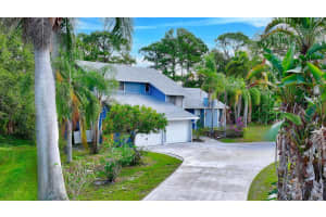 1013 SE Kitching Cove Lane, Port Saint Lucie, FL 34952 Sold 07/31/25