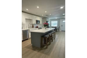 12064 Suellen Circle, Wellington, FL 33414 Sold 07/25/25