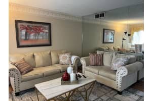 3400 Springdale 303 Boulevard 303, Palm Springs