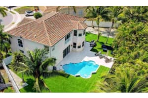 MLS# R11089735, Lake Worth, Florida 33467