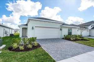 6331 NW Windwood Way, Port Saint Lucie, FL 34987 - MLS#R11089742