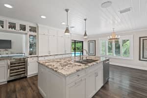 121 Hillcrest Drive, Sewalls Point, FL 34996 Sold 06/23/25