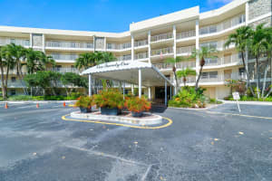 800 Cypress Grove Drive 211, Pompano Beach