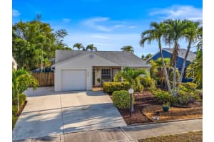 5157 Canal Circle S, Lake Worth, FL 33467 Sold 06/23/25