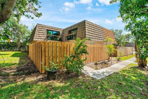 4059 Palm Bay Circle C, West Palm Beach, FL 33406 Sold 09/25/25