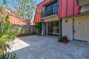 3203 Meridian Way N D, Palm Beach Gardens, FL 33410 Sold 09/18/25