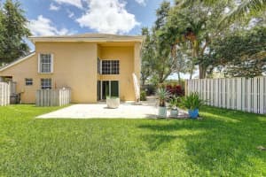 11 Commanders Drive, Palm Beach Gardens, FL 33418 Sold 07/15/25