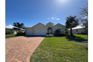 2557 Saint Lucia Circle, Vero Beach