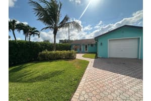 442 Griswold Drive, Lake Worth Beach, FL 33461 Sold 07/31/25