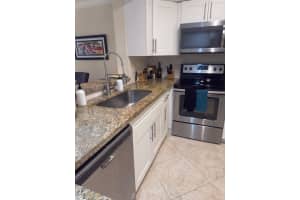 7290 Kinghurst Drive 402, Delray Beach, FL 33446 - MLS#R11089918
