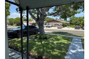 604 W Ocean Avenue, Lantana, FL 33462 Sold 07/11/25