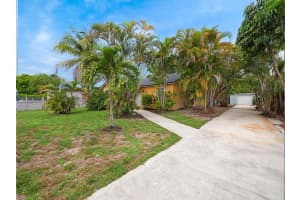 1230 NE 1st Avenue, Fort Lauderdale, FL 33304 - MLS#R11089927