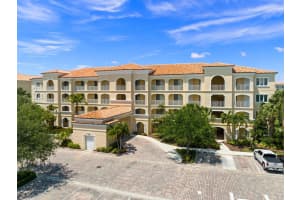 17 Harbour Isle Drive W Ph03, Hutchinson Island, FL 34949 - MLS#R11089936