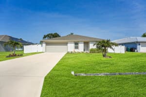 351 NW Byron Street, Port Saint Lucie, FL 34983 Sold 08/29/25
