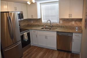 810 Lake Shore Drive 16, Lake Park, FL 33403 - MLS#R11089989