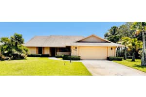 7995 SE Trenton Avenue Avenue, Hobe Sound, FL 33455 Sold 12/08/25