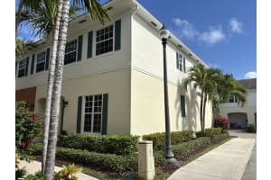 275 Sw 7th Court, Pompano Beach