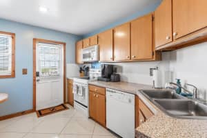 9101 W Sample Road 805, Coral Springs, FL 33065 - MLS#R11090033