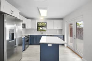 1402 Nebraska Avenue 3b, Fort Pierce, FL 34950 - MLS#R11090054