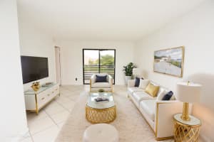 10304 Sunrise Lakes Boulevard 307, Sunrise, FL 33322 - MLS#R11090083