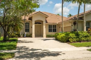 1366 Crossbill Court, Weston, FL 33327 - MLS#R11090103