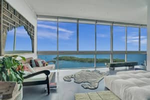 7934 West Drive 1205, North Bay Village
