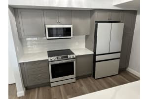 1551 N Flagler Drive 905, West Palm Beach, FL 33401 Sold 12/15/25