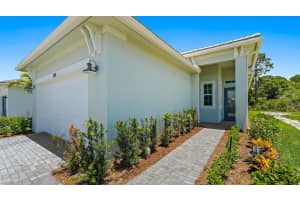 228 SE Via Sangro, Port Saint Lucie, FL 34987 - MLS#R11090192