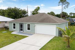 482 NW Fairfax Avenue, Port Saint Lucie, FL 34983 Sold 10/15/25