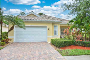 8699 SW Cruden Bay Court, Stuart, FL 34997 Sold 07/23/25