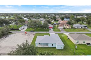 2361 Sw Chateau Terrace, Port Saint Lucie