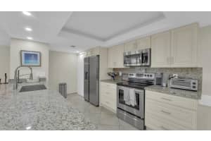 450 Egret Circle 9207, Delray Beach, FL 33444 - MLS#R11090348
