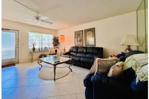 100 Sheffield E, West Palm Beach, FL 33417 Sold 08/18/25