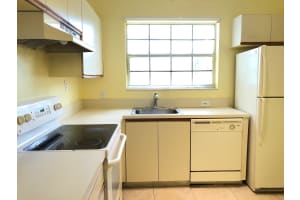 720 Cypress Lane K, Deerfield Beach, FL 33064 Sold 07/29/25