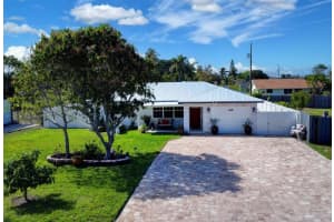MLS# R11090447, Lake Worth, Florida 33462