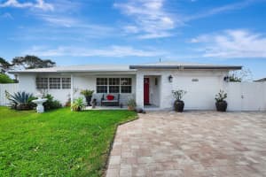 MLS# R11090447, Lake Worth, Florida 33462