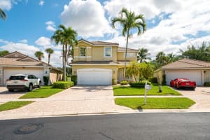 8122 Palm Gate Drive, Boynton Beach