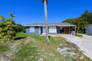 280 NW Airoso Boulevard, Port Saint Lucie, FL 34983 - MLS#R11090481