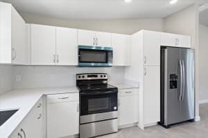 15 Jacaranda Lane, Port Saint Lucie, FL 34952 - MLS#R11090483