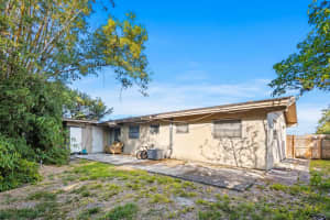 215 Huron Place, West Palm Beach, FL 33409 Sold 08/18/25