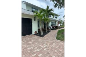 691 SW Pine Tree Lane, Palm City, FL 34990 Sold 09/05/25