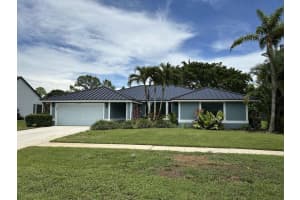 13683 Staimford Drive, Wellington
