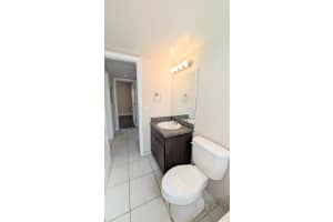 4061 N Dixie Highway 3, Oakland Park, FL 33334 Sold 08/12/25