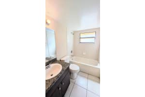 4061 N Dixie Highway 3, Oakland Park, FL 33334 Sold 08/12/25