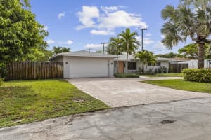 2602 SW 8th Street, Boynton Beach, FL 33435 - MLS#R11090657